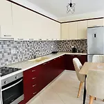 The Cozy Balcony Family Appartement Tirana